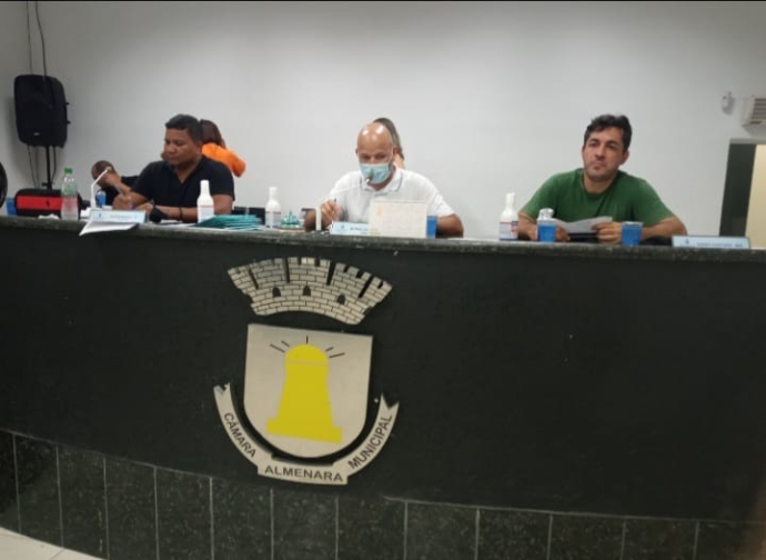 Câmara Municipal de Almenara realiza a primeira Reunião do ano 2022