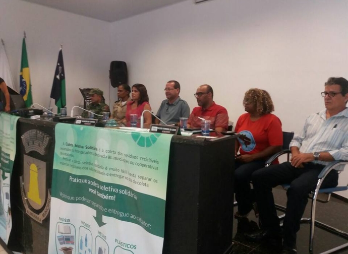 Legislativo almenarense sedia e participa do lançamento do Fórum Lixo e Cidadania